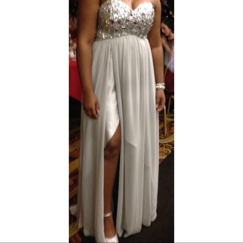Strapless Sweetheart Floor Length Dress